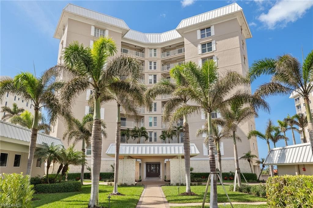 2901 Gulf Shore Blvd N 701s, Naples, FL 34103-2