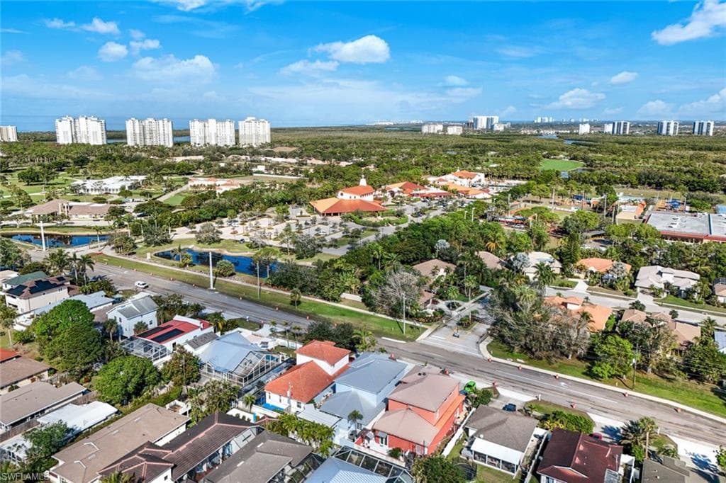 646 111th Ave N, Naples, FL 34108-41