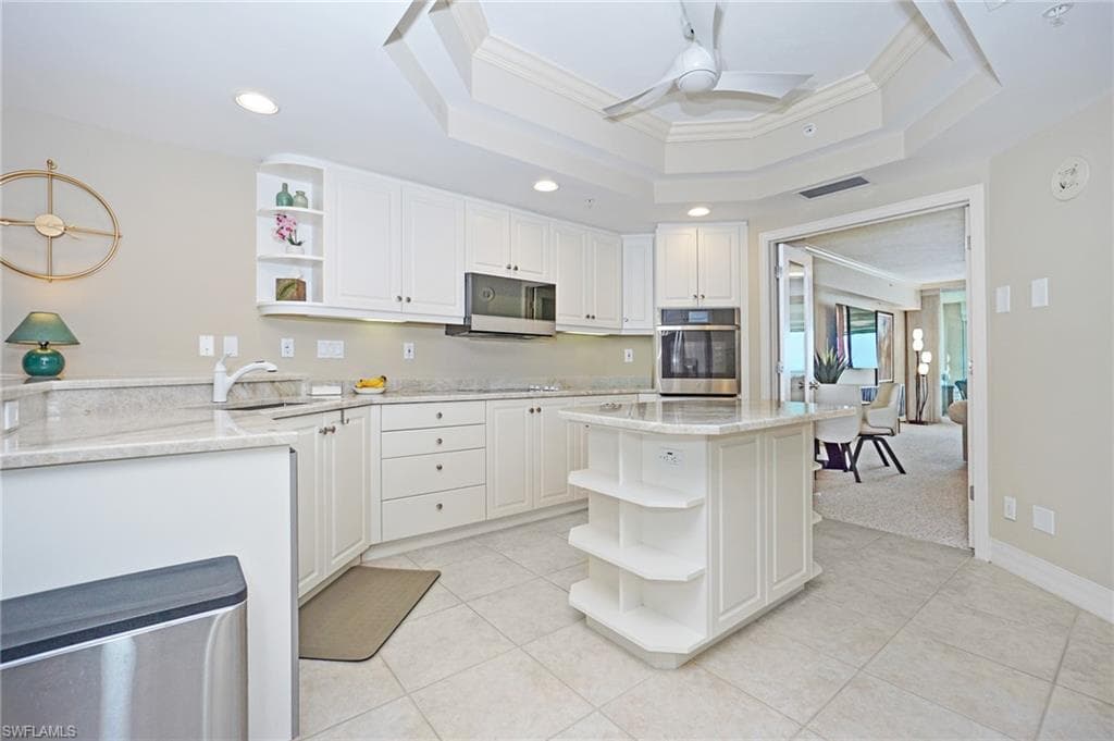 435 Dockside Dr B803, Naples, FL 34110-15