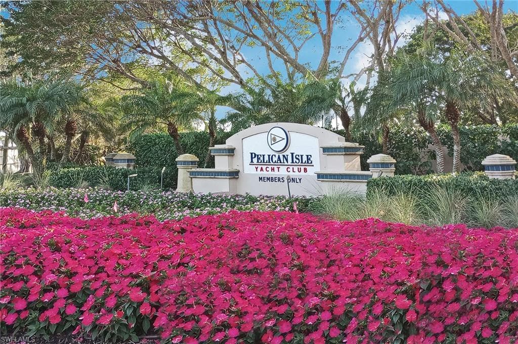 435 Dockside Dr B803, Naples, FL 34110-1