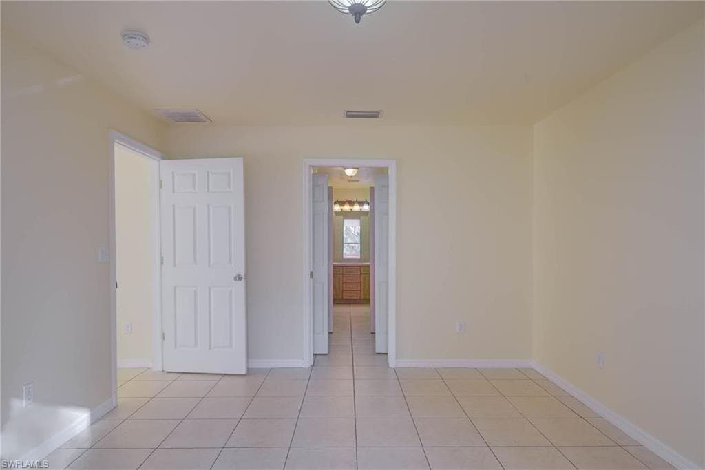 346 Columbus Blvd S, Lehigh Acres, FL 33974-12