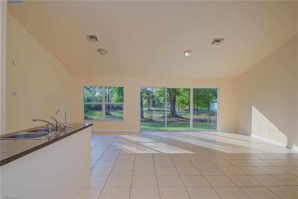 346 Columbus Blvd S, Lehigh Acres, FL 33974-3