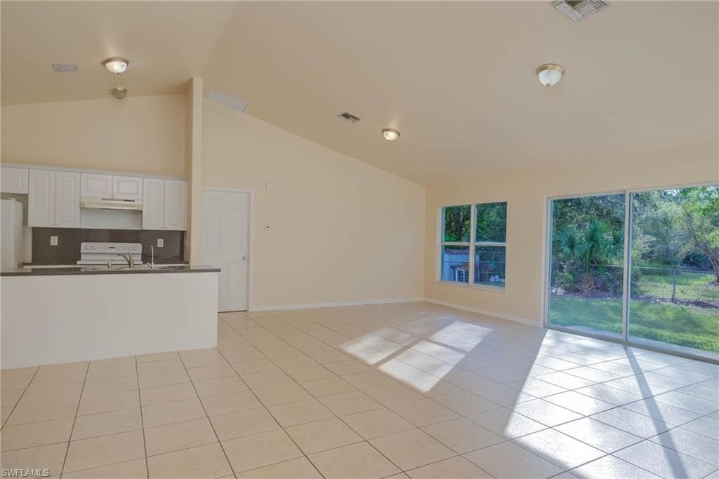 346 Columbus Blvd S, Lehigh Acres, FL 33974-4