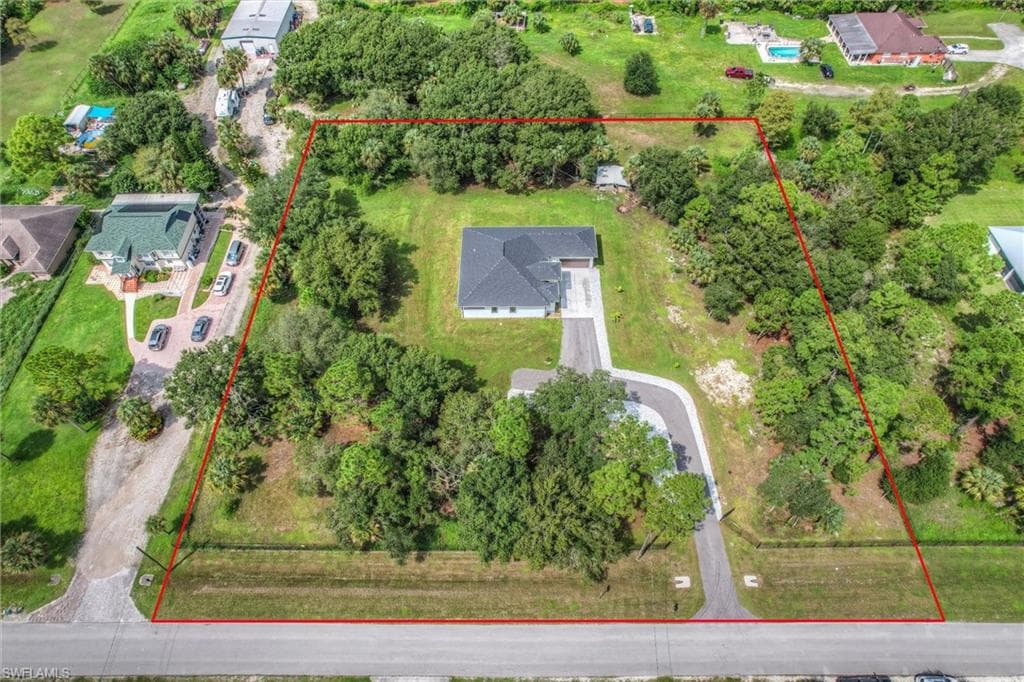 109 14th St SE, Naples, FL 34117-29