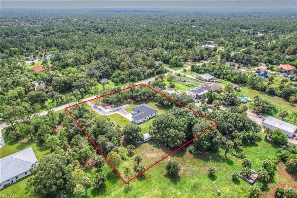 109 14th St SE, Naples, FL 34117-38