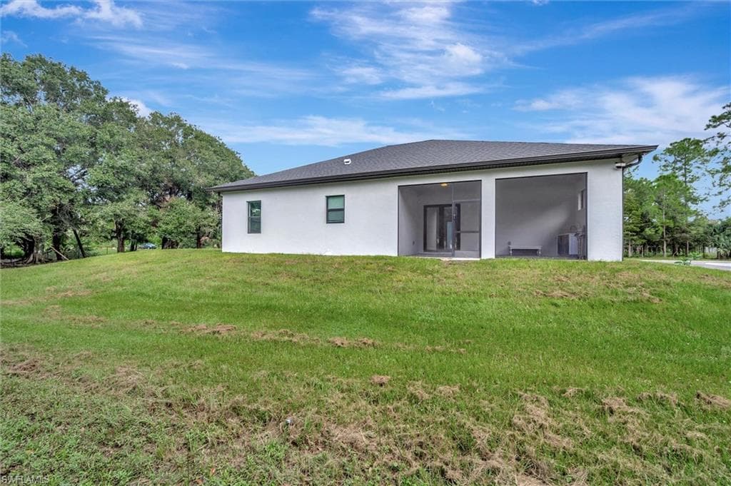 109 14th St SE, Naples, FL 34117-4