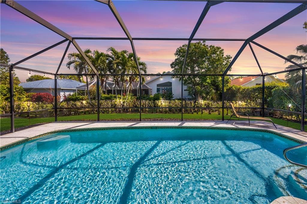 520 Raven Way, Naples, FL 34110-4