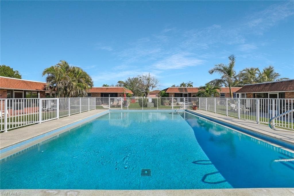 2710 Arbutus St B1, Naples, FL 34112-28