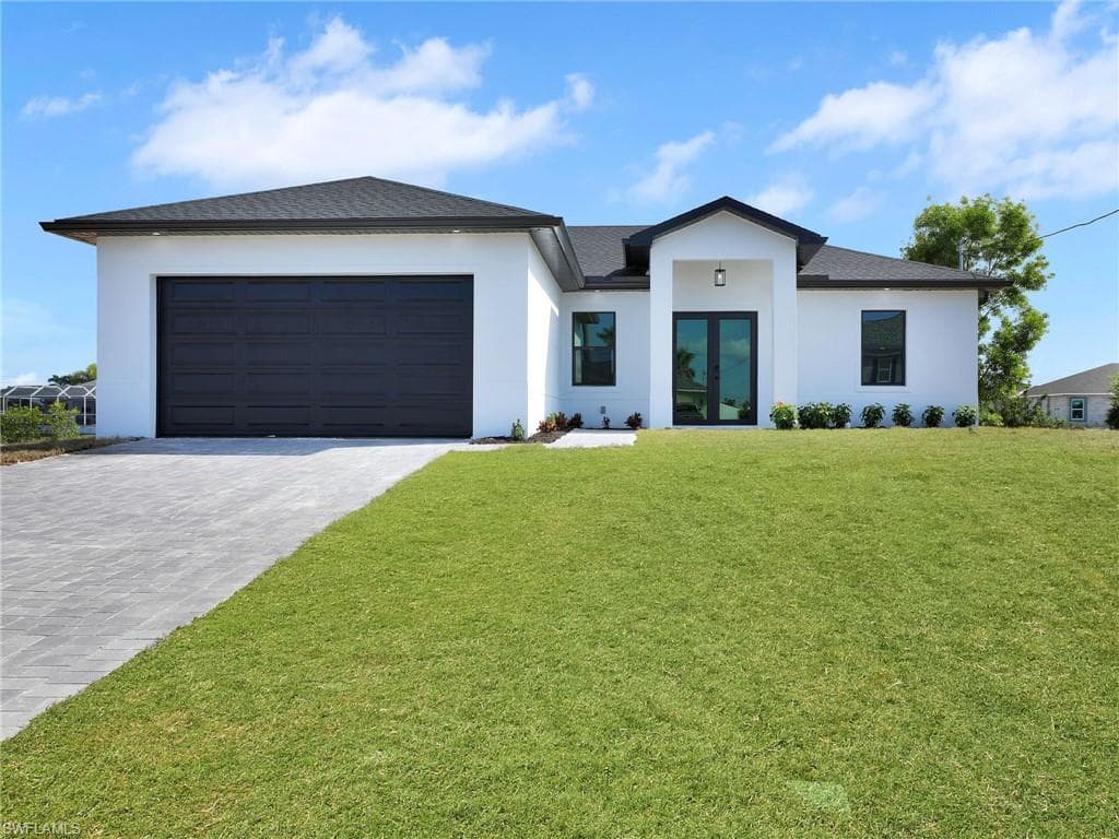 125 24th Ave, Cape Coral, FL 33993-2