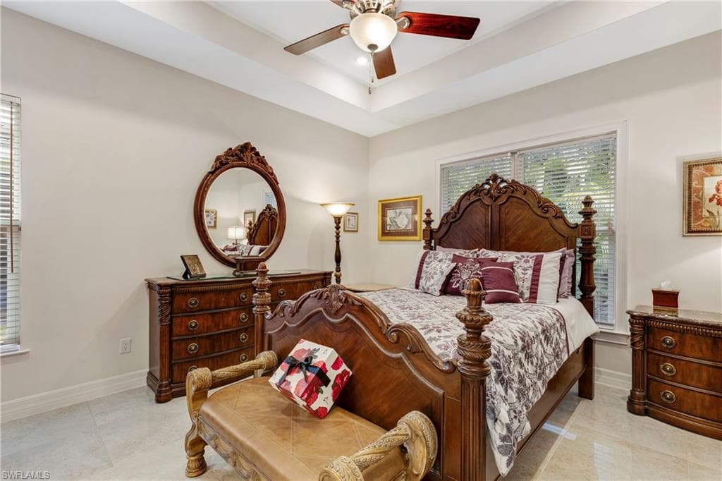 2769 Linda Dr, Naples, FL 34112-22