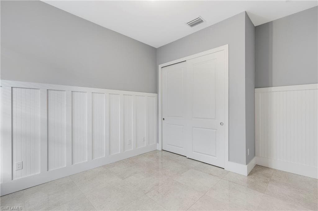 2769 Linda Dr, Naples, FL 34112-26