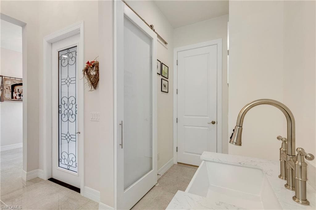 2769 Linda Dr, Naples, FL 34112-27