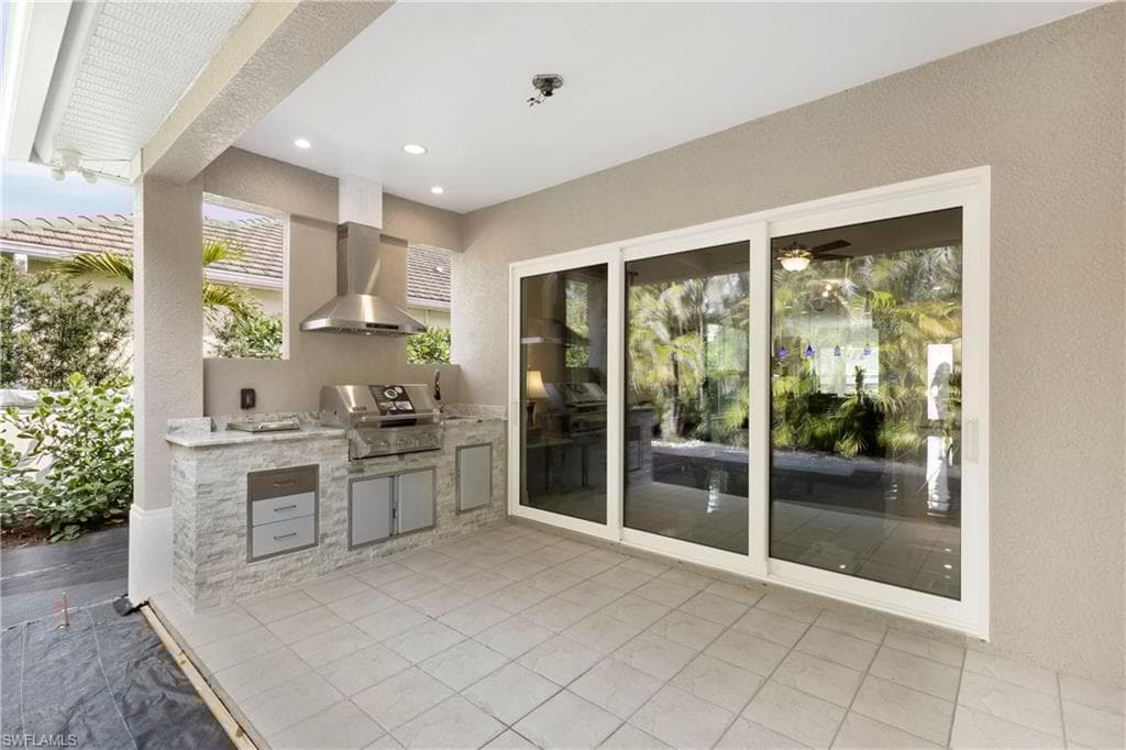 2769 Linda Dr, Naples, FL 34112-34