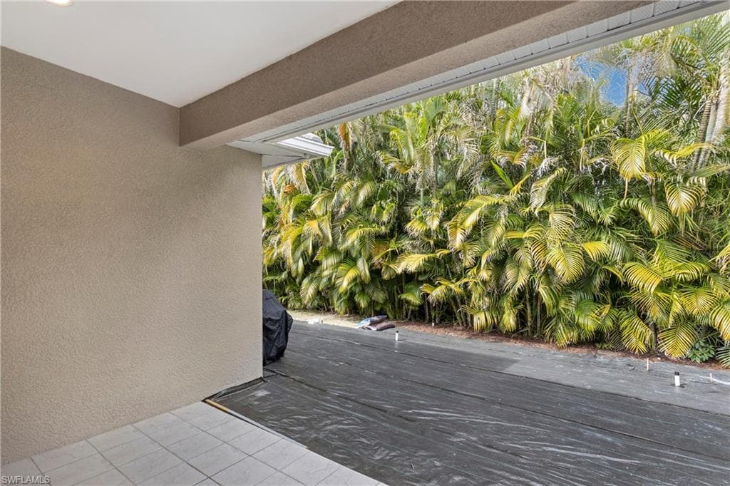 2769 Linda Dr, Naples, FL 34112-35