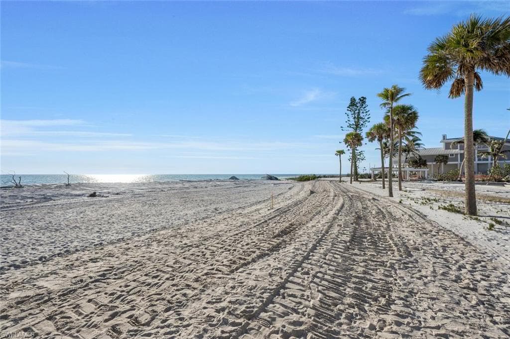 7930 Estero Blvd 104, Fort Myers Beach, FL 33931-27