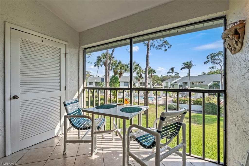 2994 Kings Lake Blvd 2994, Naples, FL 34112-18