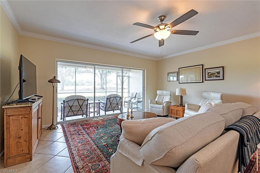 6290 Bellerive Ave 102, Naples, FL 34119-4