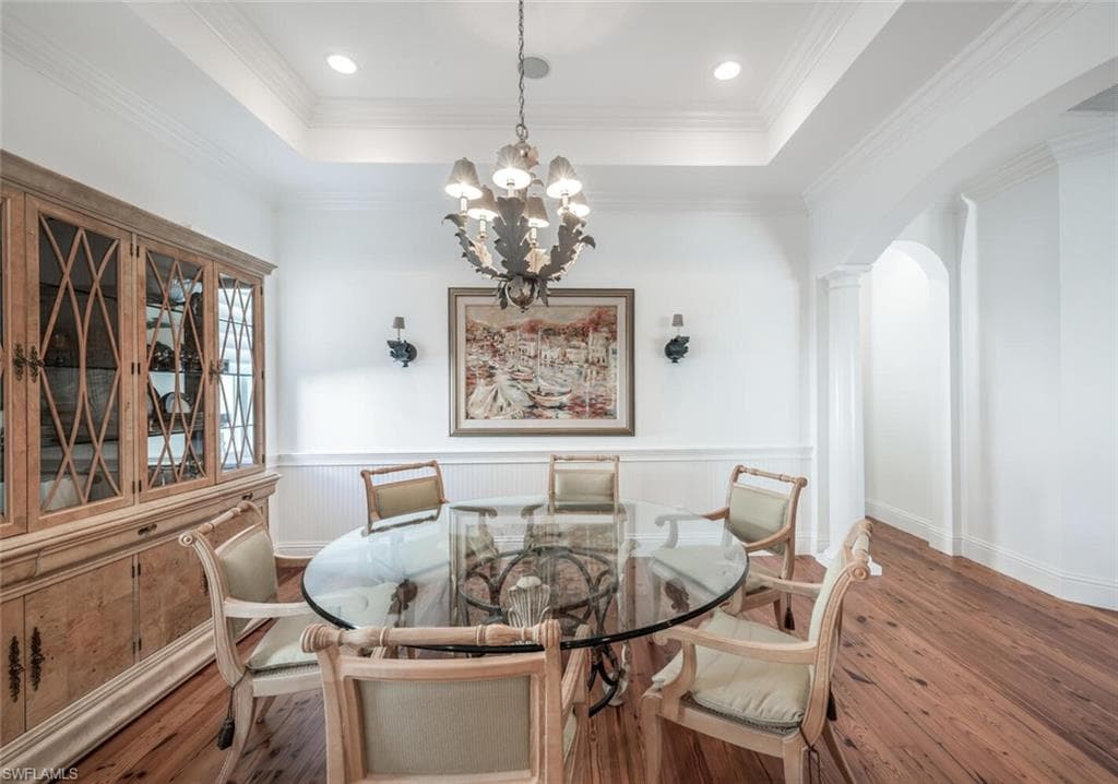 165 Broad Ave S, Naples, FL 34102-9