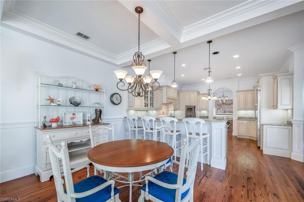 165 Broad Ave S, Naples, FL 34102-12