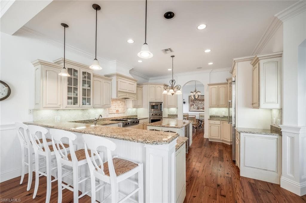 165 Broad Ave S, Naples, FL 34102-13