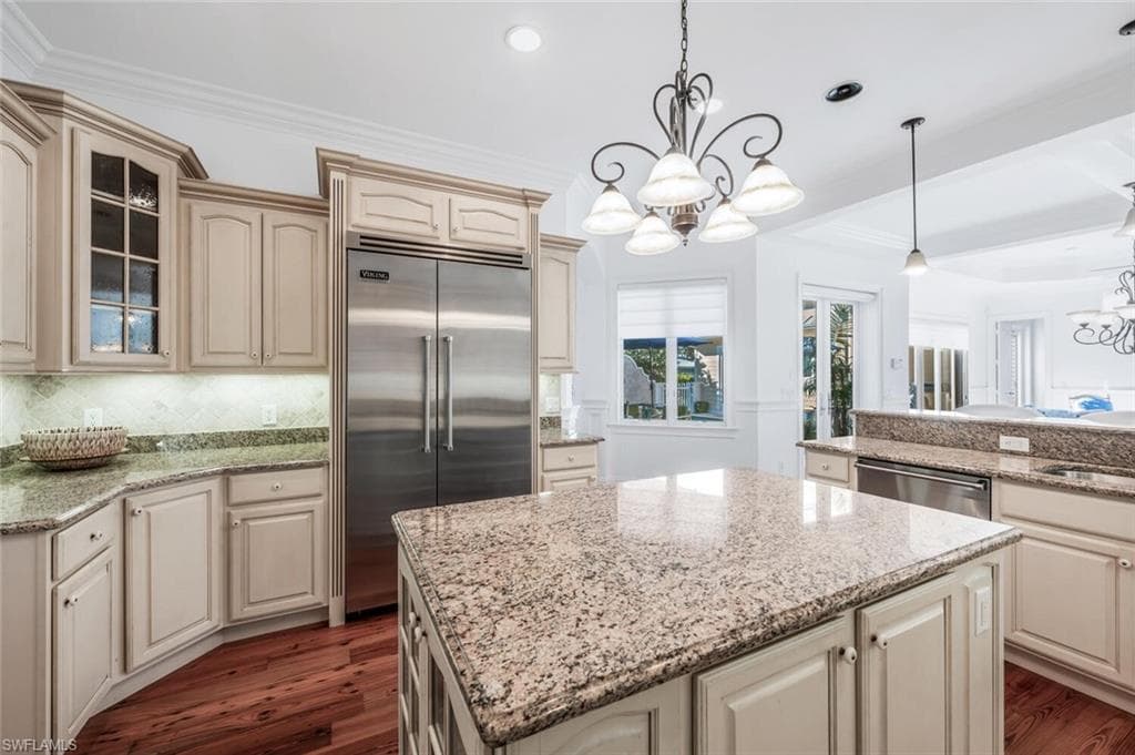 165 Broad Ave S, Naples, FL 34102-16