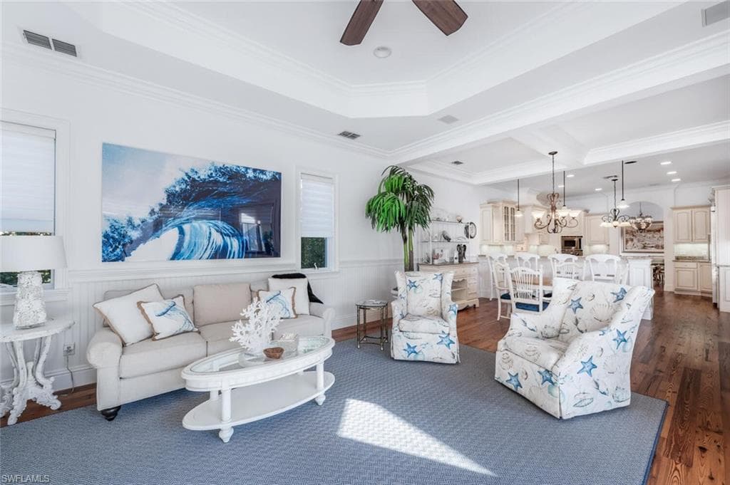 165 Broad Ave S, Naples, FL 34102-18