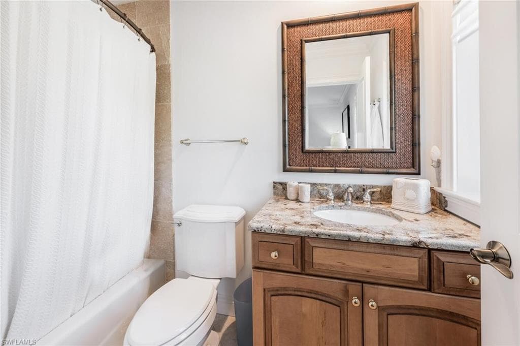 165 Broad Ave S, Naples, FL 34102-25