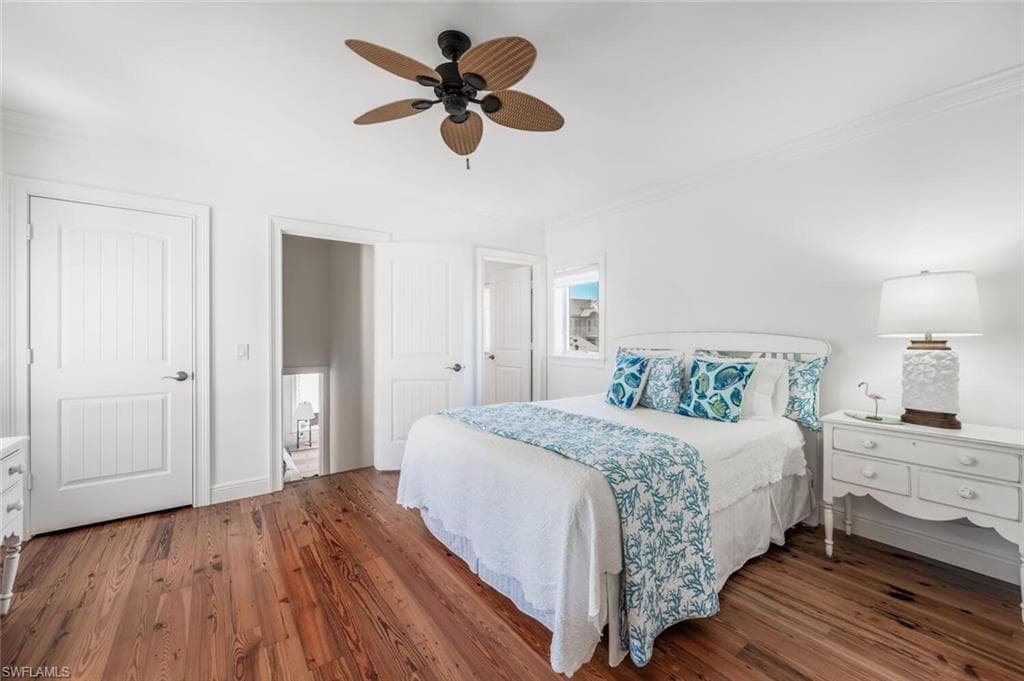 165 Broad Ave S, Naples, FL 34102-26