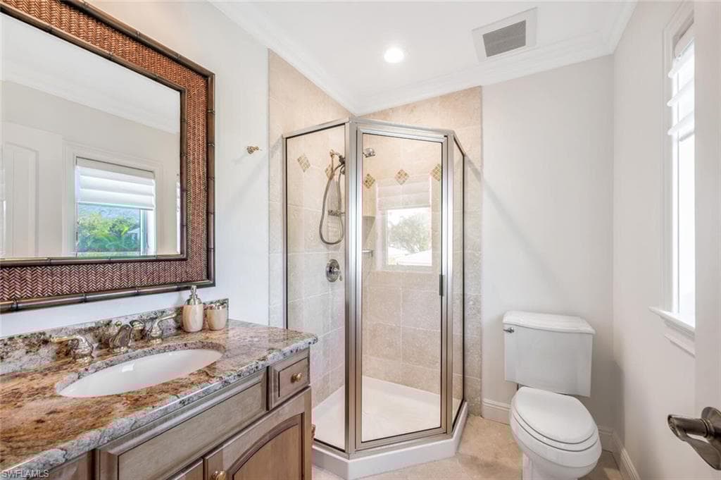 165 Broad Ave S, Naples, FL 34102-28