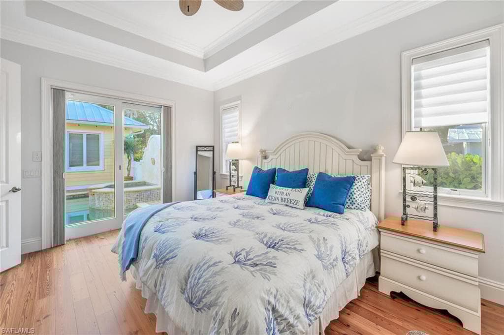 165 Broad Ave S, Naples, FL 34102-30