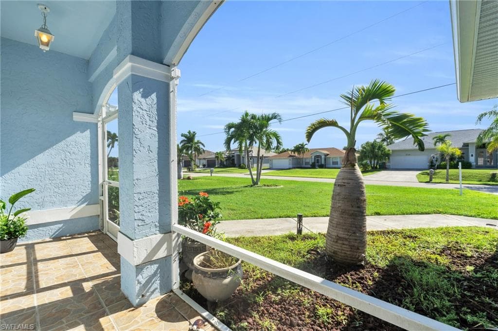 4832 24th Ave, Cape Coral, FL 33914-19