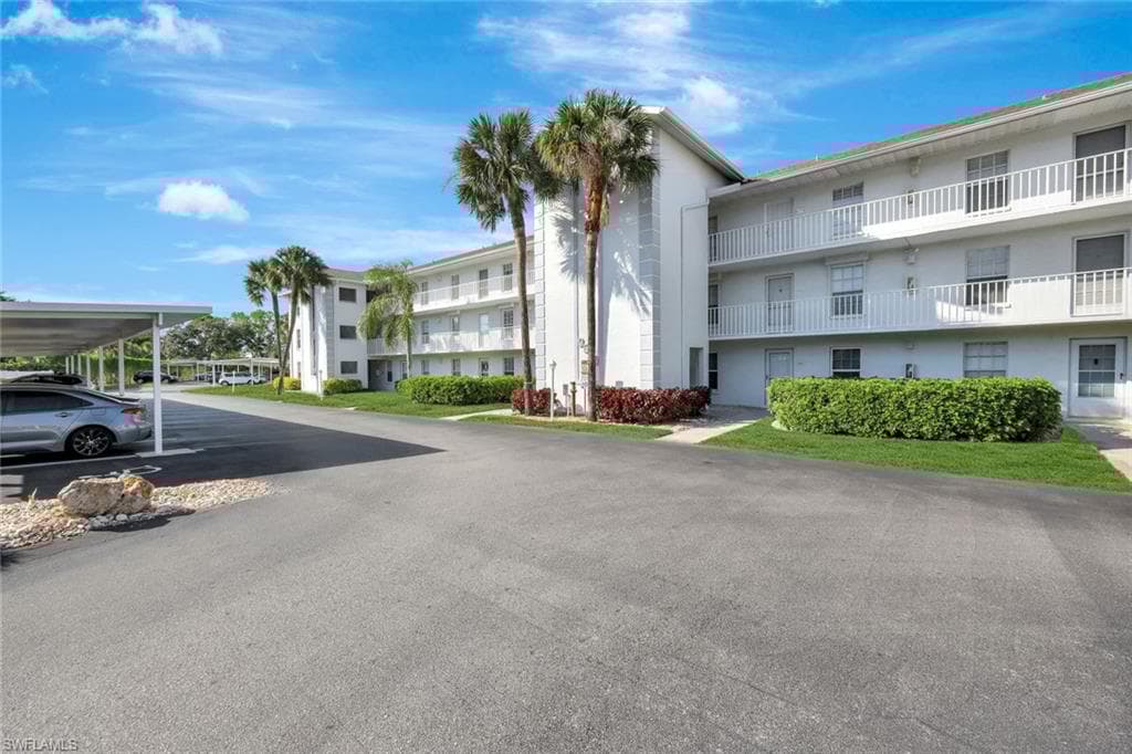 9580 Victoria Ln A306, Naples, FL 34109-3