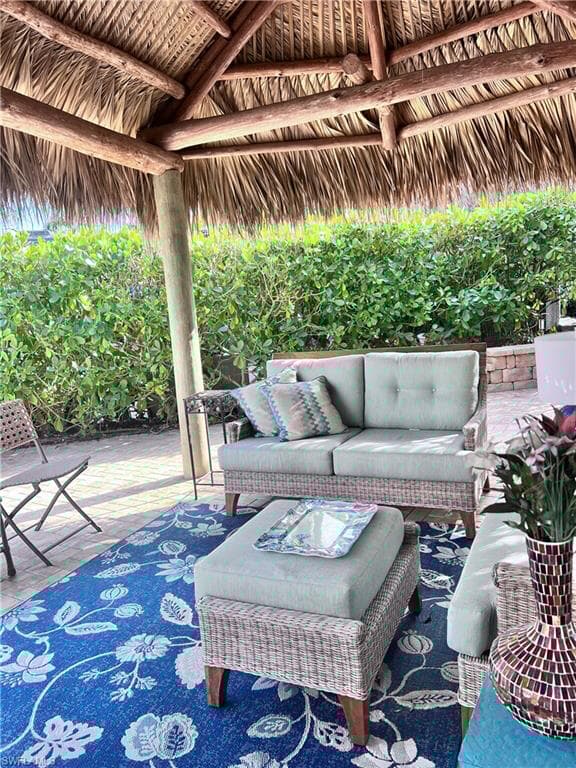 13572 Snook Cir, Naples, FL 34114-15