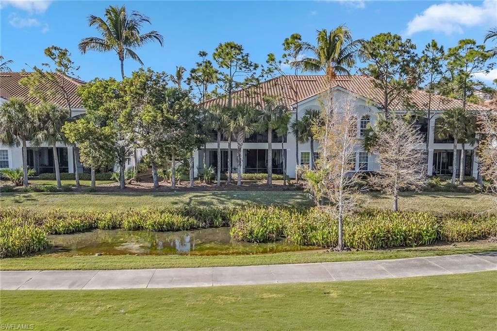 9026 Cascada Way 102, Naples, FL 34114-33