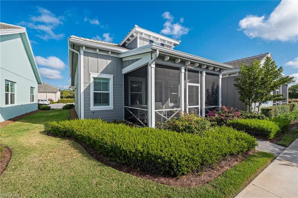 6988 Saona Ct, Naples, FL 34113-3