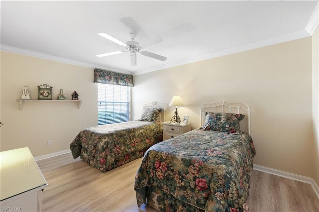 5406 Guadeloupe Way, Naples, FL 34119-18