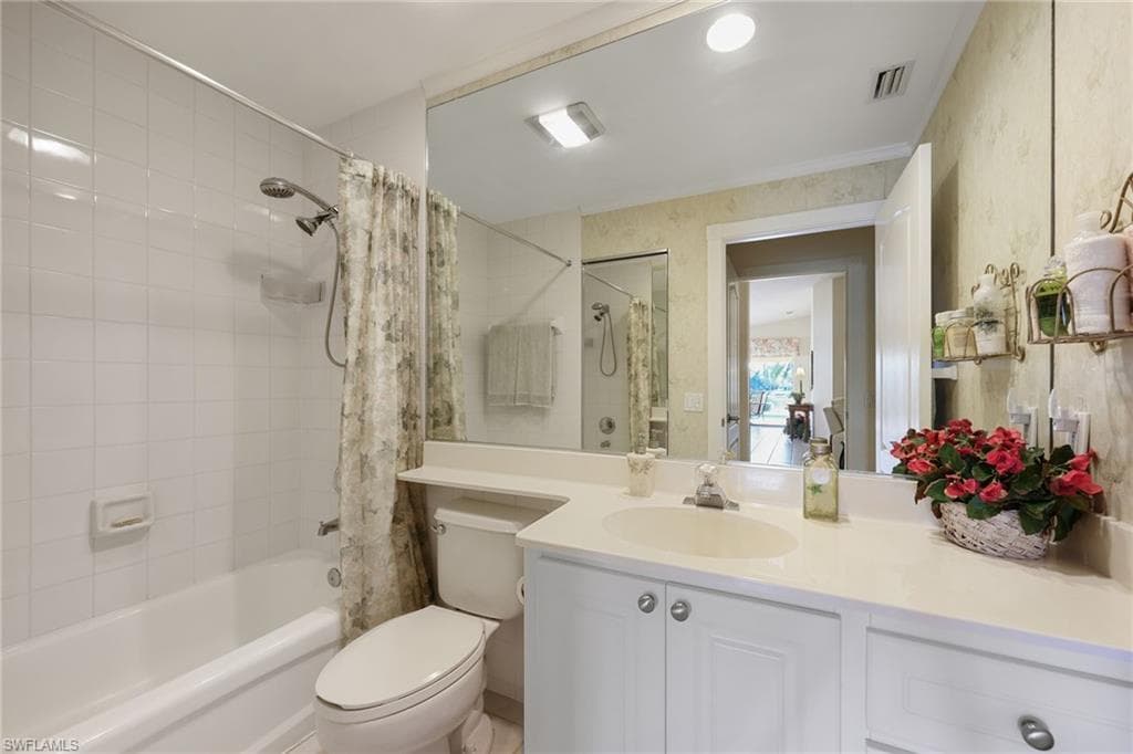 5406 Guadeloupe Way, Naples, FL 34119-20