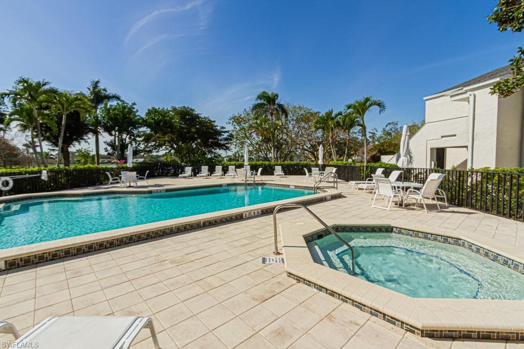 3126 Kings Lake Blvd 7541, Naples, FL 34112-38