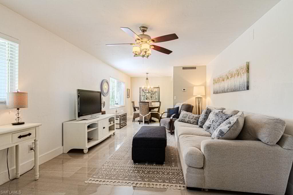 3126 Kings Lake Blvd 7541, Naples, FL 34112-8