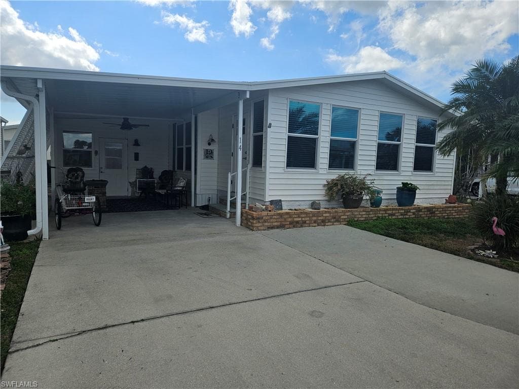 14 Peridot Ave 14pt, Naples, FL 34114-2