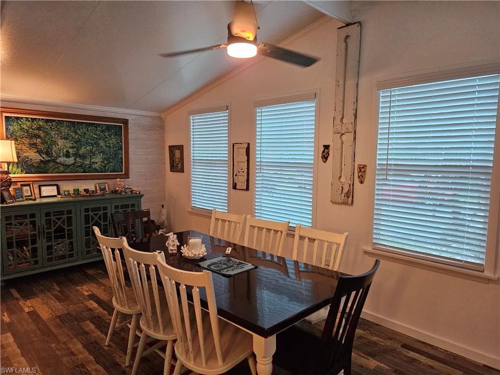 14 Peridot Ave 14pt, Naples, FL 34114-4