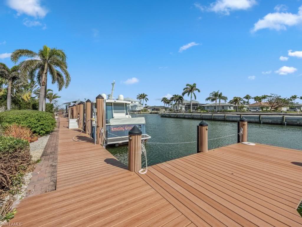 916 Sundrop Ct, Marco Island, FL 34145-15