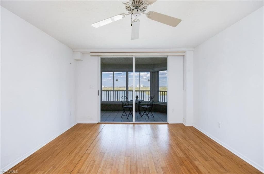 21 Bluebill Ave B806, Naples, FL 34108-16