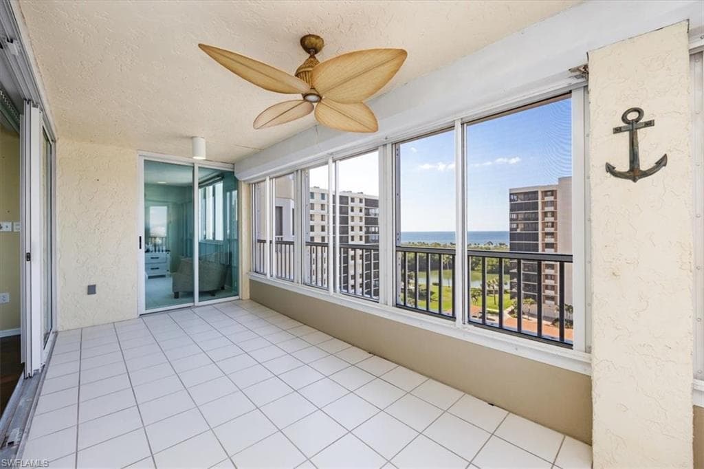 21 Bluebill Ave B806, Naples, FL 34108-19