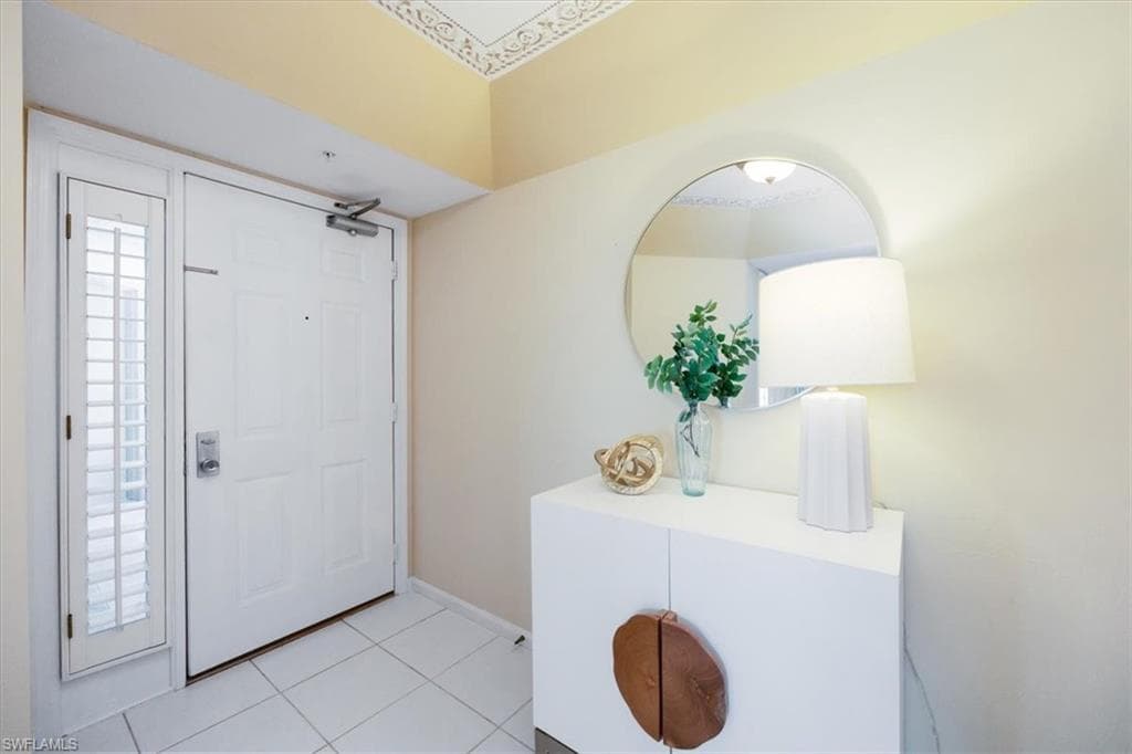 21 Bluebill Ave B806, Naples, FL 34108-22