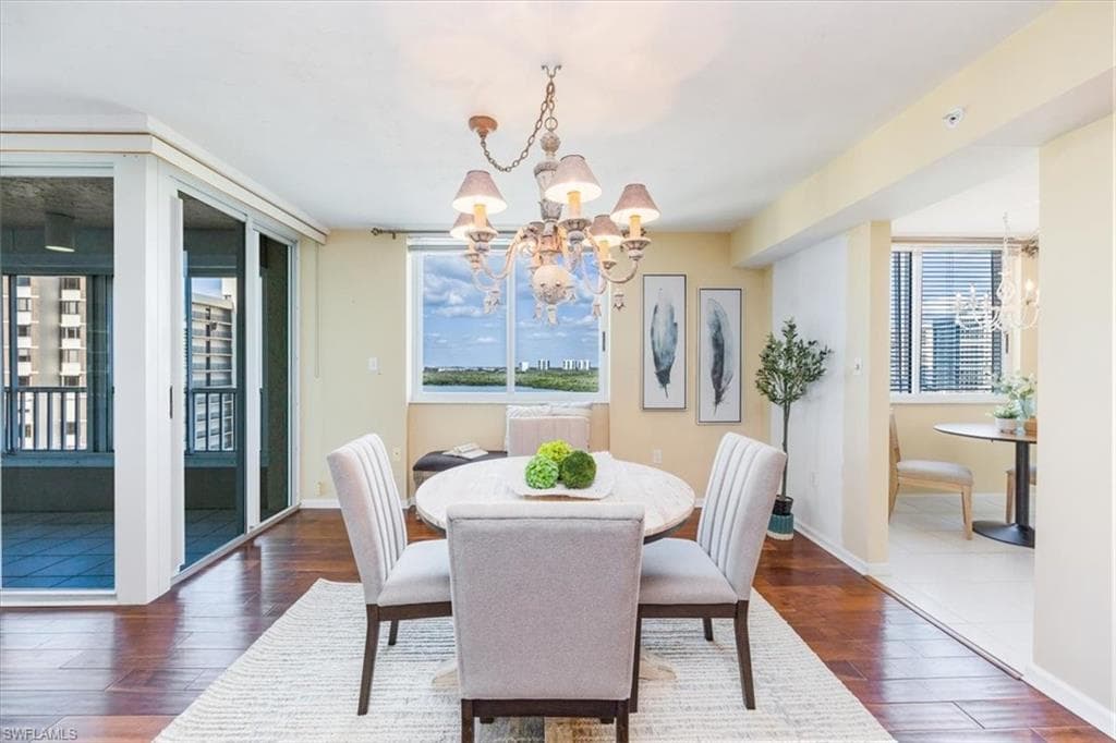 21 Bluebill Ave B806, Naples, FL 34108-7