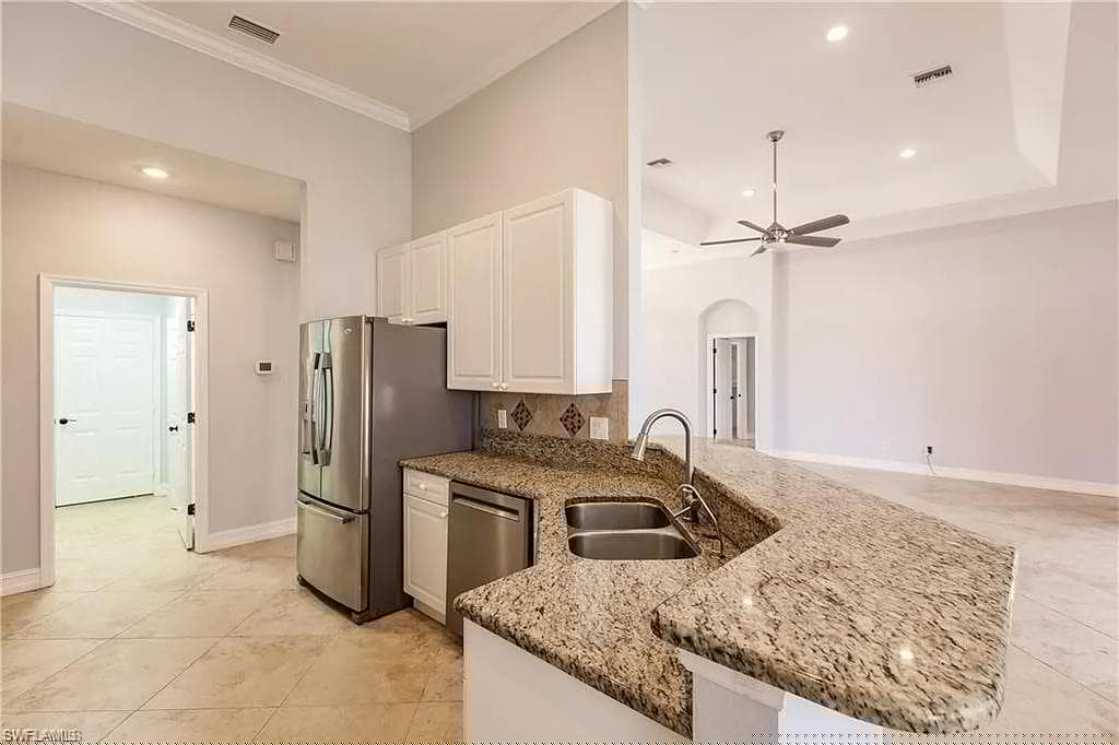 1208 14th Ave, Cape Coral, FL 33993-15
