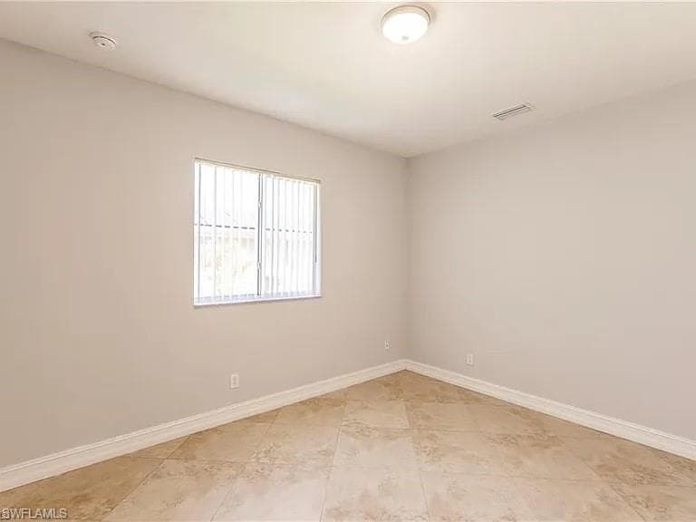 1208 14th Ave, Cape Coral, FL 33993-36