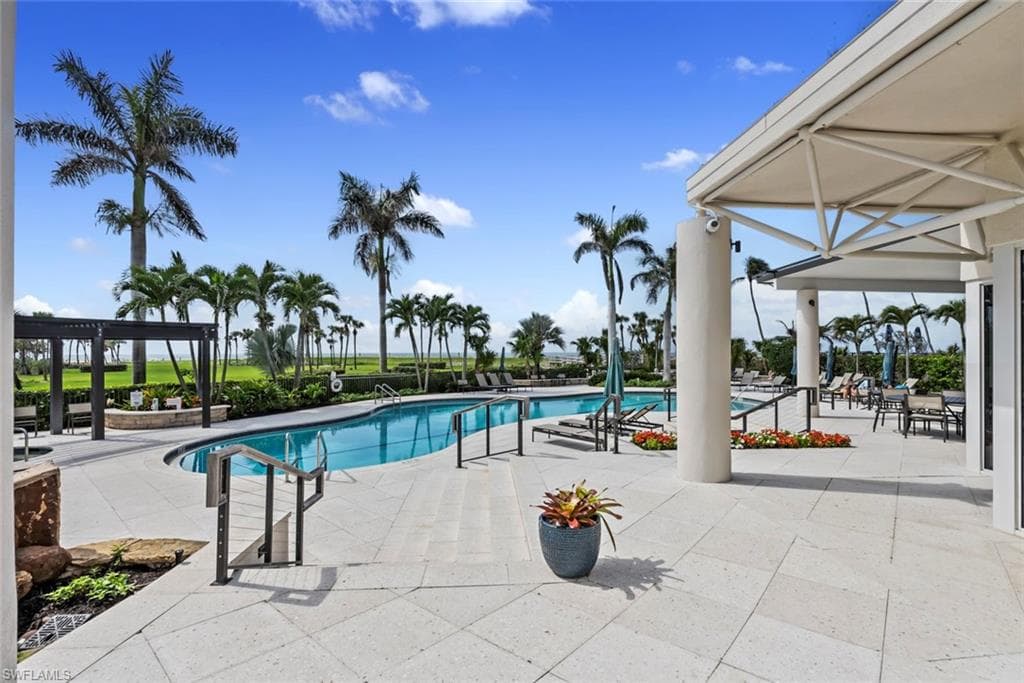 4251 Gulf Shore Blvd N 10b, Naples, FL 34103-30