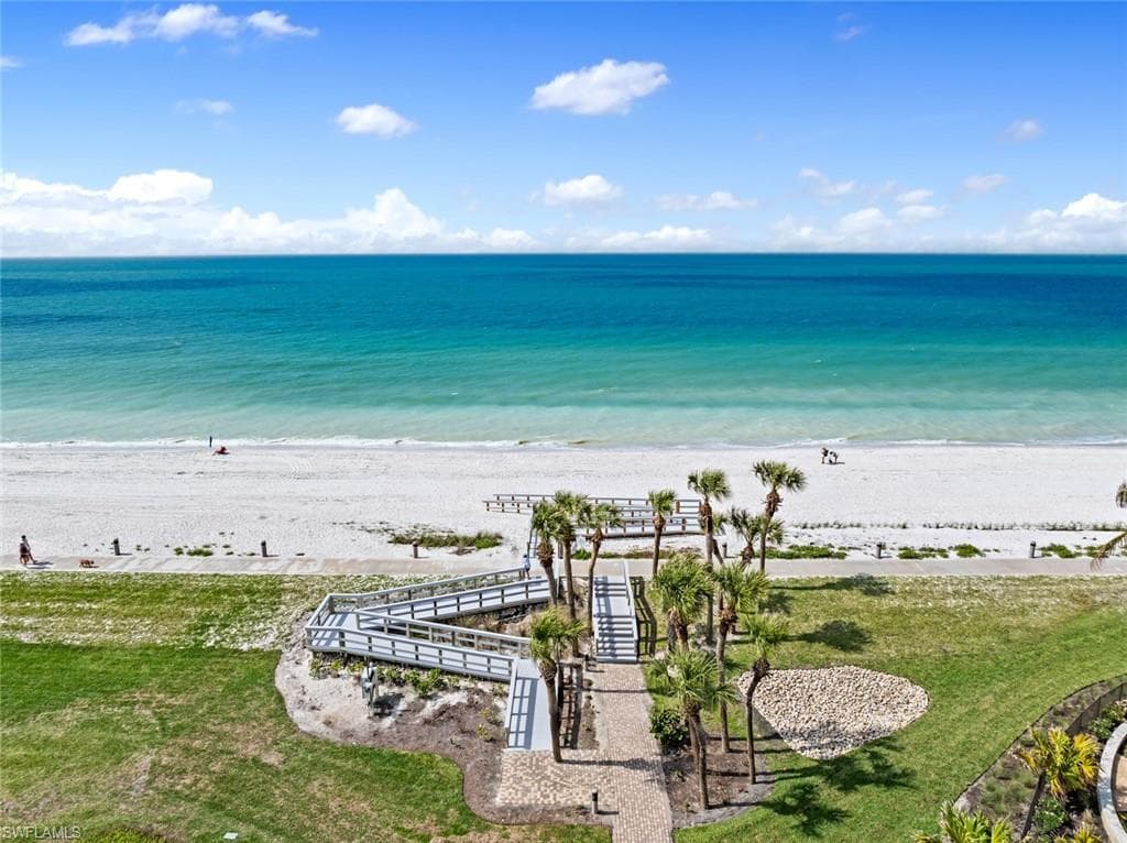 4251 Gulf Shore Blvd N 10b, Naples, FL 34103-35